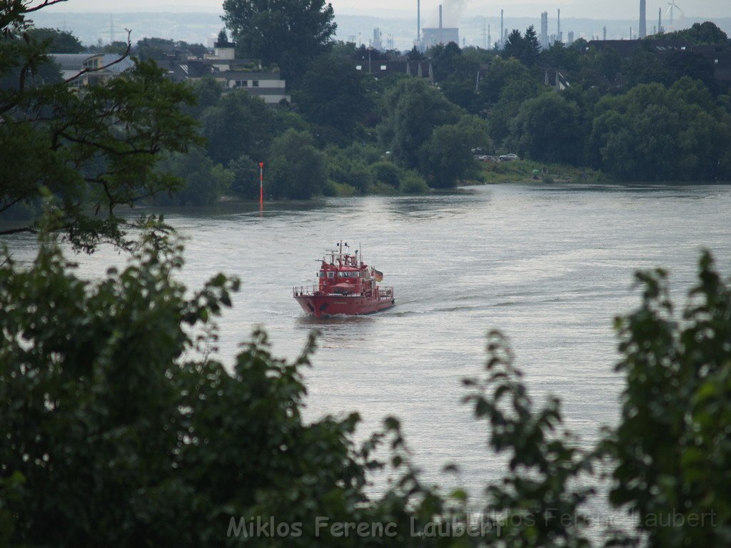 Feuerloeschboot 10-2      P127.JPG